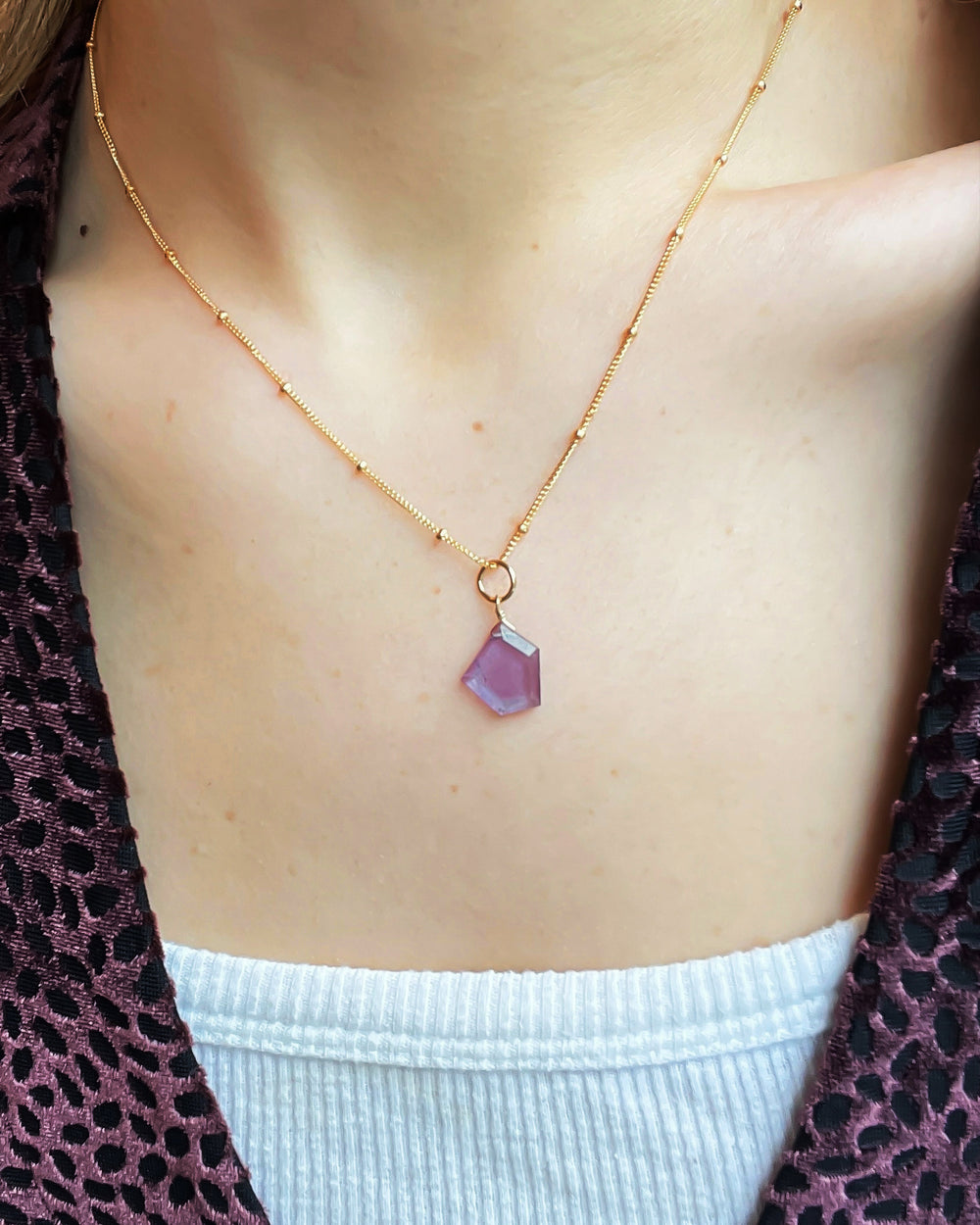 L'amethyste slice pendant necklace - natural amethyst - workshopunderground.com