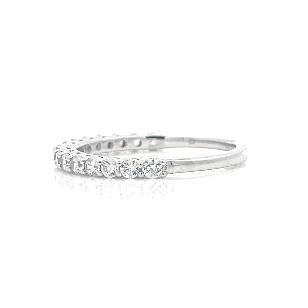 classic round diamond band