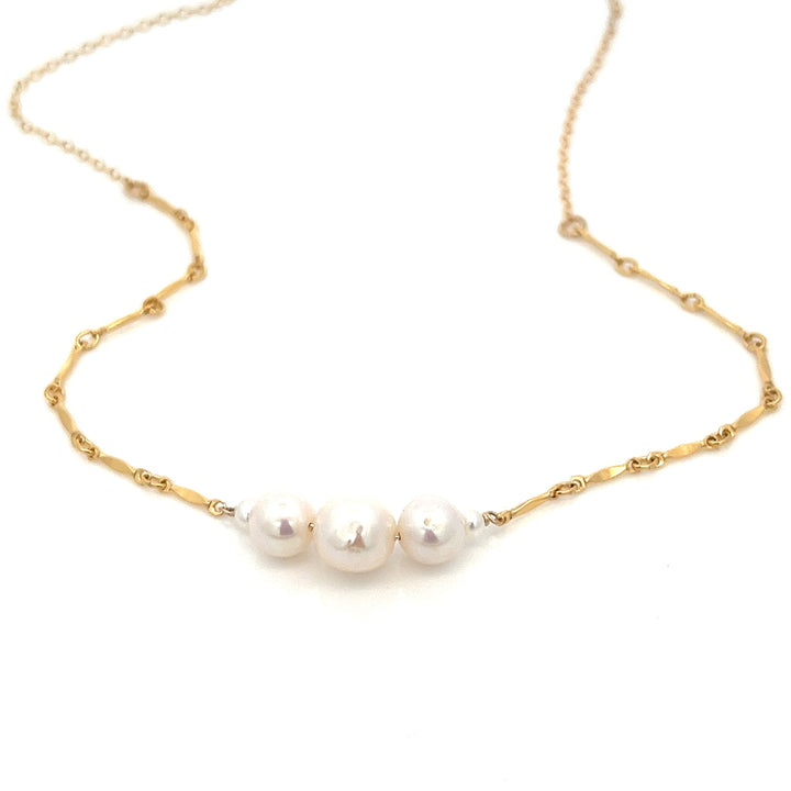 graduated five-pearl and gold bar necklace - workshopunderground.com
