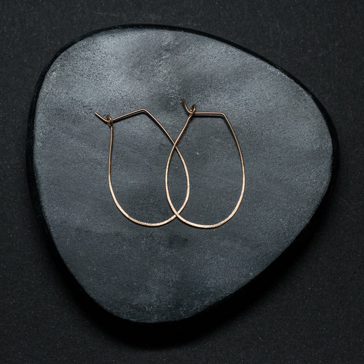 "bianco" - artisanal hammered earrings - workshopunderground.com