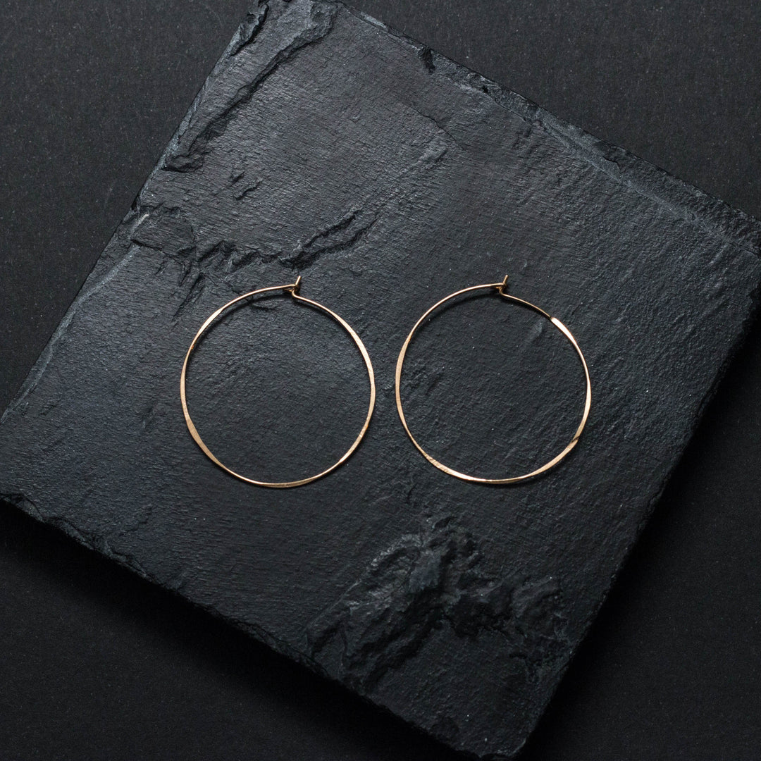 "classico" - artisanal hammered earrings - workshopunderground.com